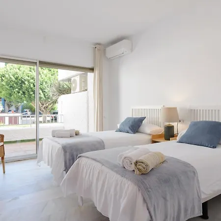 Jardines Del Mar Апартаменты Марбелья